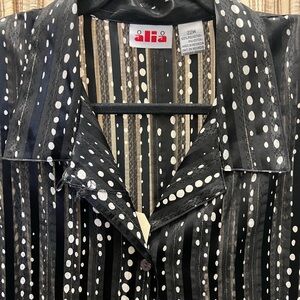 Vintage Women’s Black & White and Metallic Stripe Blouse Plus Size